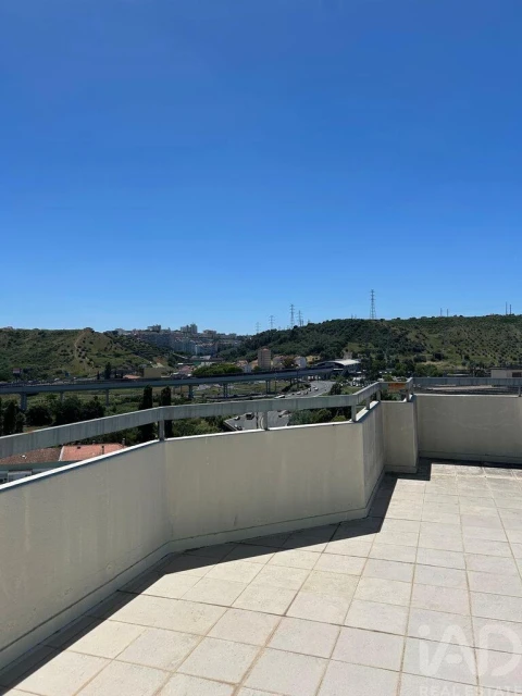 Apartamento T3 para Venda em Odivelas