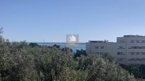 Apartamento T2 para Venda em Setubal (São Sebastião)
