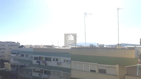Apartamento T2 para Venda em Setubal (São Sebastião)