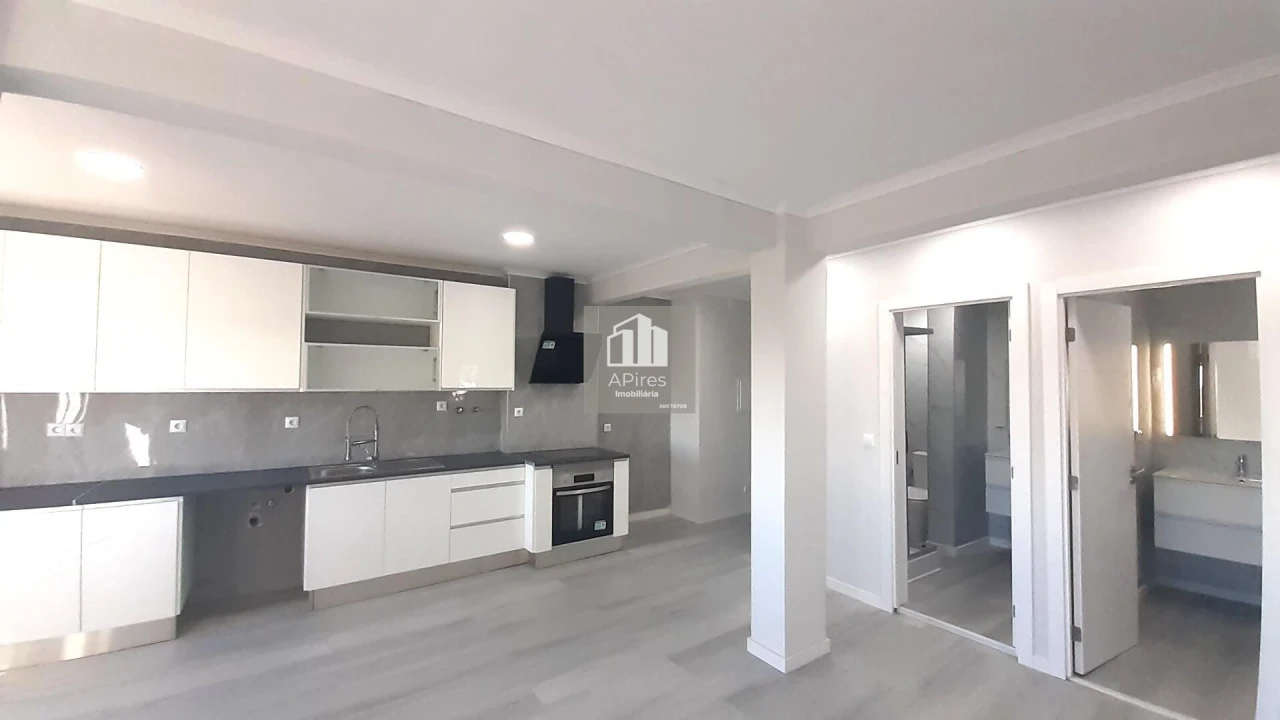 Apartamento T2 para Venda em Setubal (São Sebastião) Foto 9