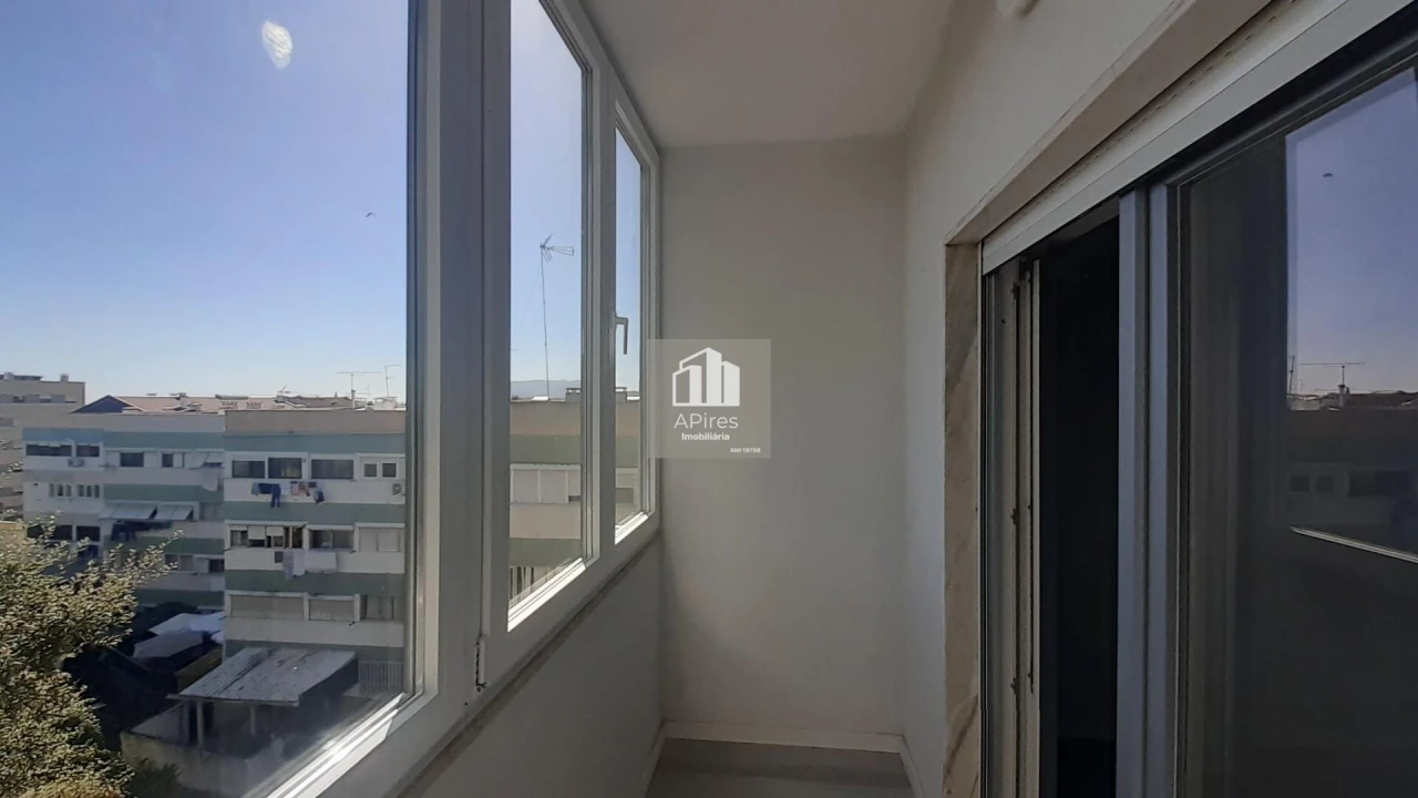 Apartamento T2 para Venda em Setubal (São Sebastião) Foto 21