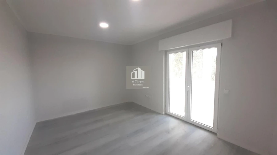 Apartamento T2 para Venda em Setubal (São Sebastião) Foto 8