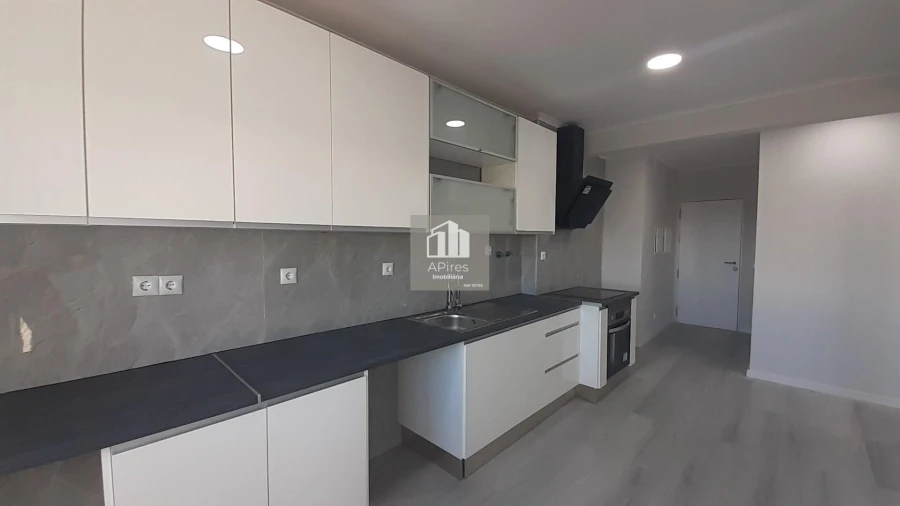 Apartamento T2 para Venda em Setubal (São Sebastião) Foto 6