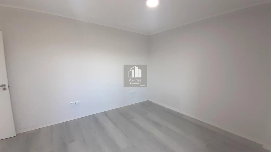 Apartamento T2 para Venda em Setubal (São Sebastião) Foto 6