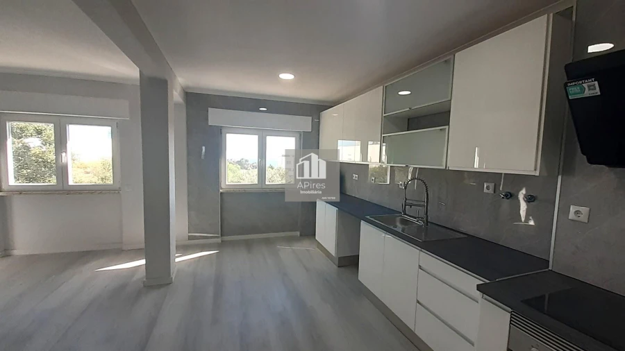 Apartamento T2 para Venda em Setubal (São Sebastião) Foto 19