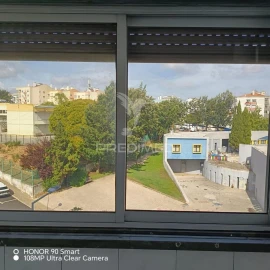Apartamento T1 para Venda em Agualva e Mira-Sintra