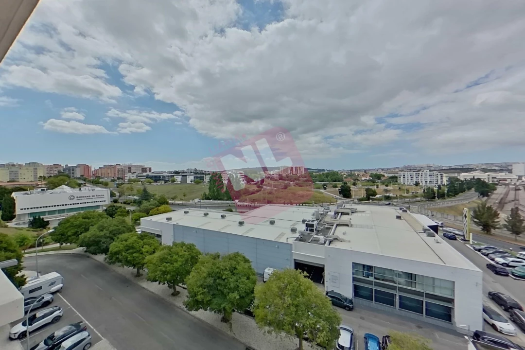 Apartamento T2 para Arrendamento em Carnide Foto 41