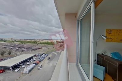 Apartamento T2 para Arrendamento em Carnide