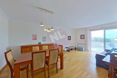 Apartamento T2 para Arrendamento em Carnide