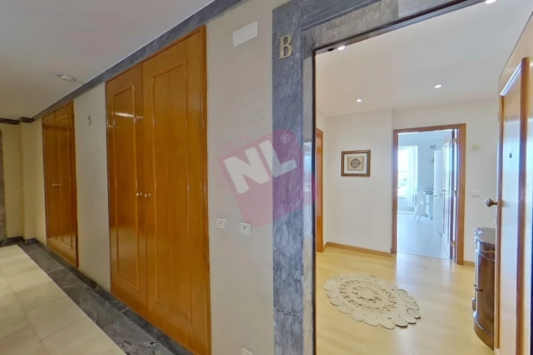 Apartamento T2 para Arrendamento em Carnide Foto 3