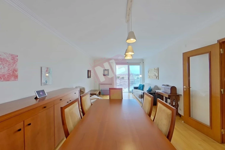 Apartamento T2 para Arrendamento em Carnide Foto 9