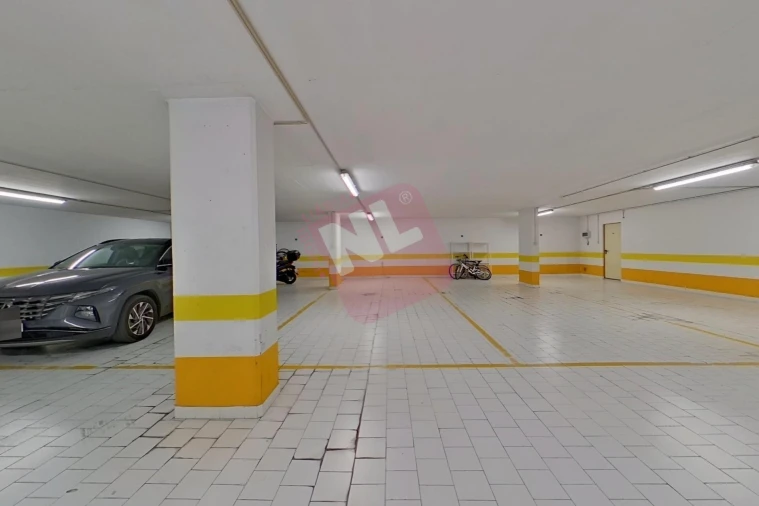 Apartamento T2 para Arrendamento em Carnide Foto 38