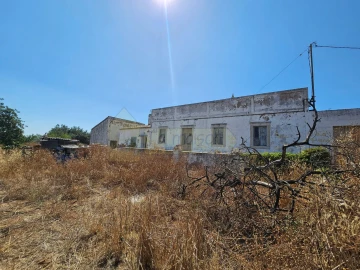 Moradia T5 para Venda em Loule (São Clemente)