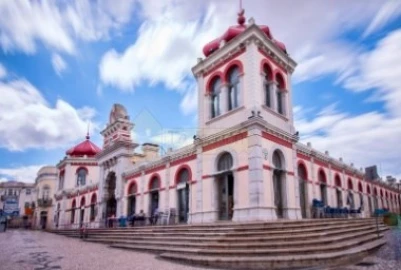 Moradia T5 para Venda em Loule (São Clemente)