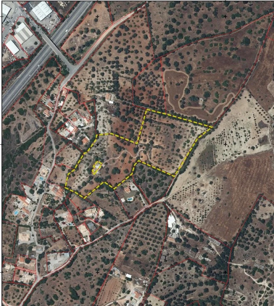 Moradia T5 para Venda em Loule (São Clemente) Planta 1