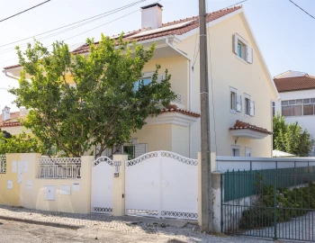 Moradia T3 para Arrendamento em Quinta do Conde