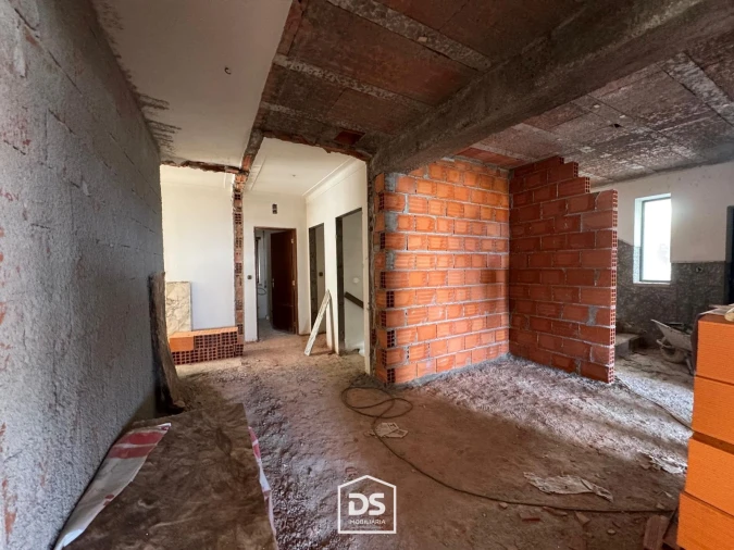 Apartamento T3 para Venda em Guarda Foto 4