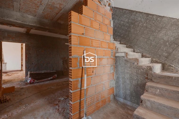Apartamento T3 para Venda em Guarda Foto 11
