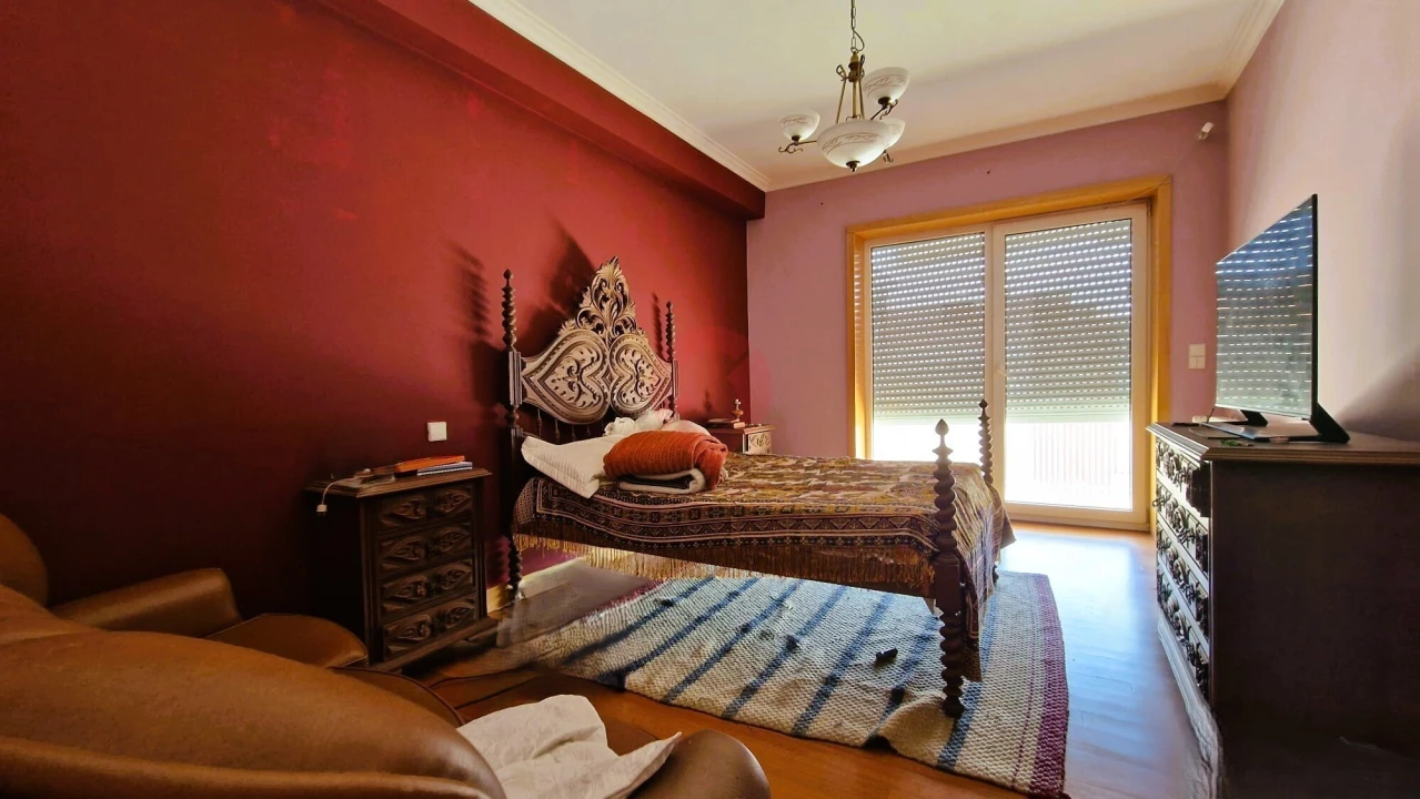 Apartamento T4 para Venda em Mazedo e Cortes Foto 12