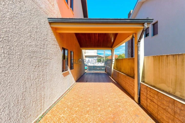 Moradia T4 para Venda em Gondomar (São Cosme), Valbom e Jovim Foto 5