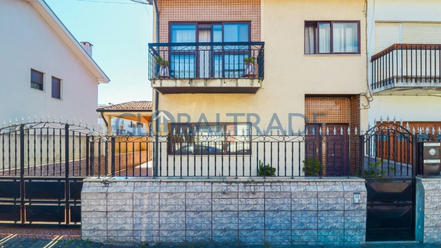 Moradia T4 para Venda em Gondomar (São Cosme), Valbom e Jovim