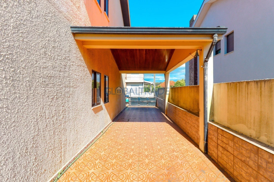 Moradia T4 para Venda em Gondomar (São Cosme), Valbom e Jovim Foto 5