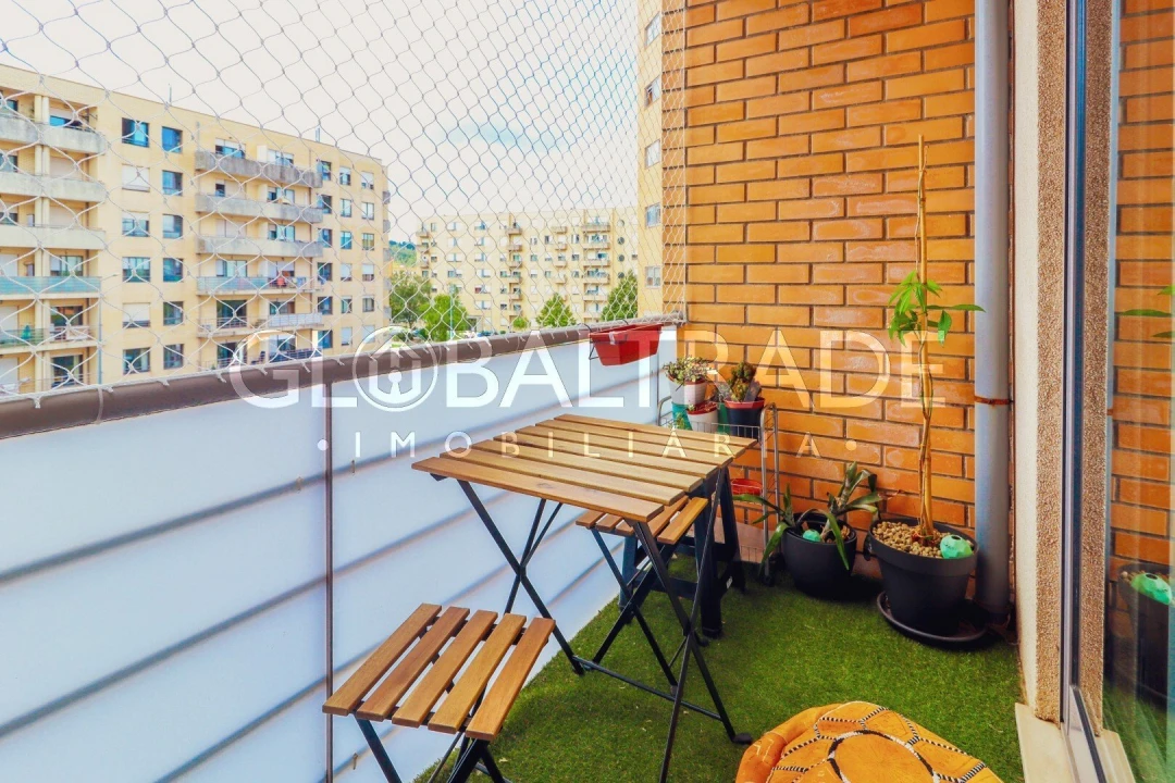 Apartamento T2 para Venda em Valongo Foto 8