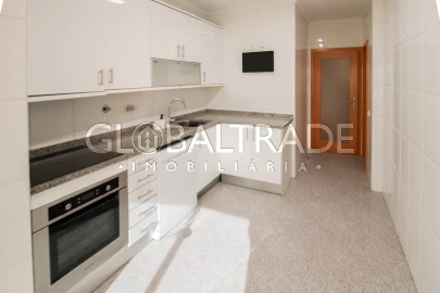 Apartamento T2 para Venda em Baguim do Monte (Rio Tinto)