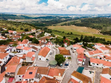 Armazém para Venda em Marmeleira e Assentiz