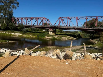 Moradia T4 para Venda em Raposa