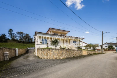 Moradia T4 para Venda em Maceira