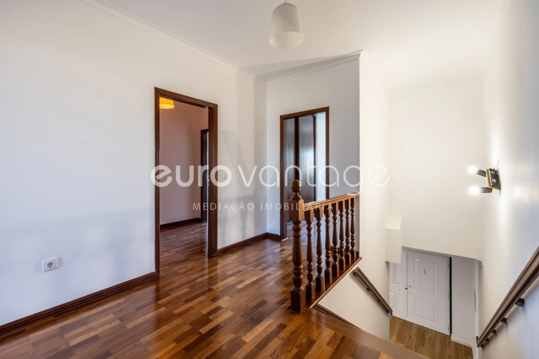 Moradia T4 para Venda em Marinha Grande Foto 18