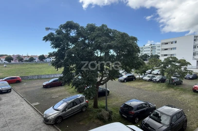 Apartamento T2 para Venda em Ponta Delgada (São José)