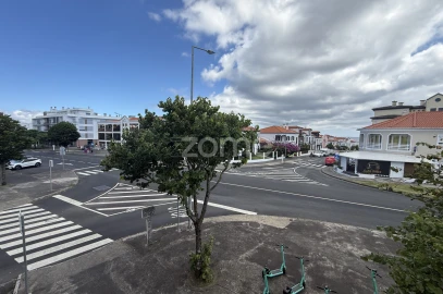 Apartamento T2 para Venda em Ponta Delgada (São José)