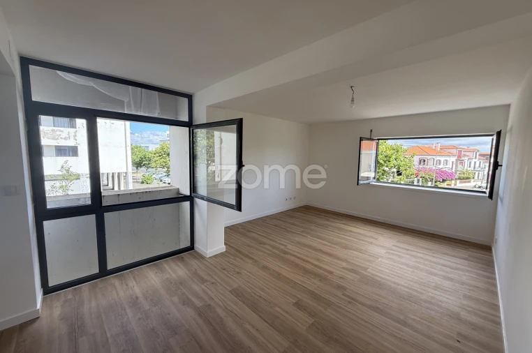 Apartamento T2 para Venda em Ponta Delgada (São José) Foto 25