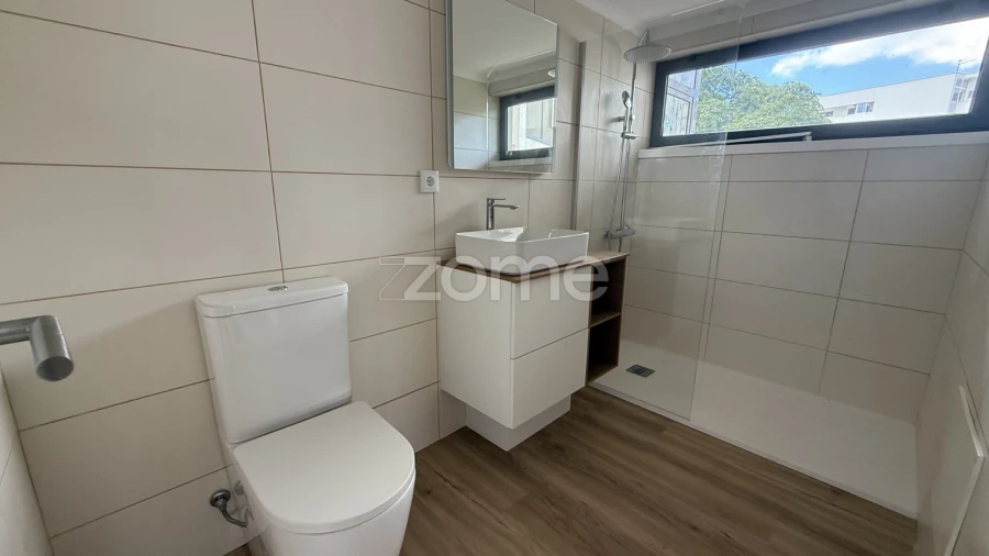 Apartamento T2 para Venda em Ponta Delgada (São José)