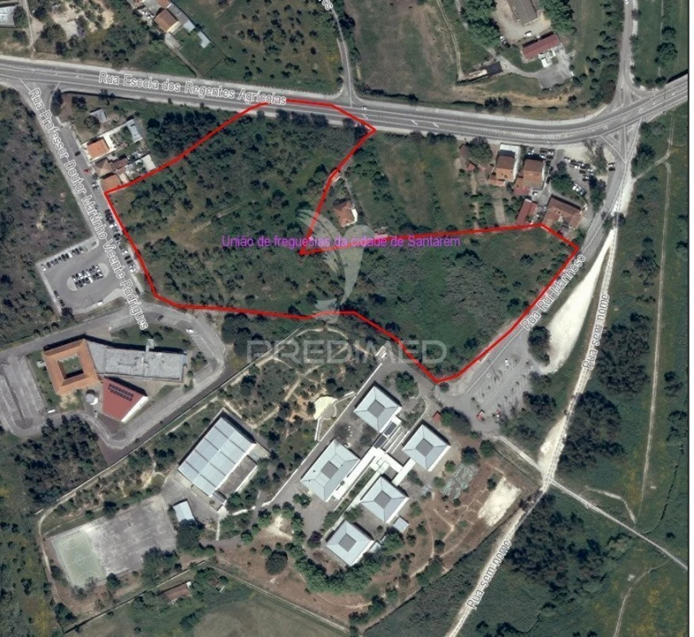 Terreno para Venda em Marvila, Ribeira Santarém, São Salvador, São Nicolau Foto 1