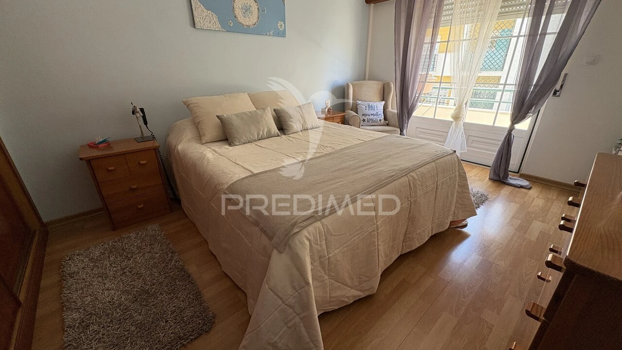 Apartamento T3 para Venda em Montalvo Foto 18