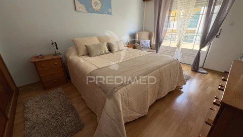 Apartamento T3 para Venda em Montalvo