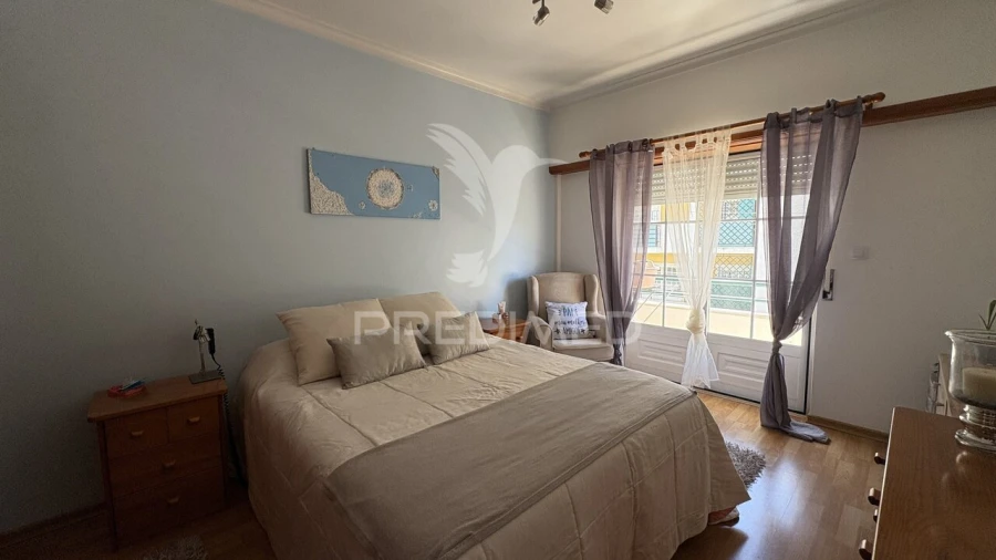 Apartamento T3 para Venda em Montalvo Foto 17