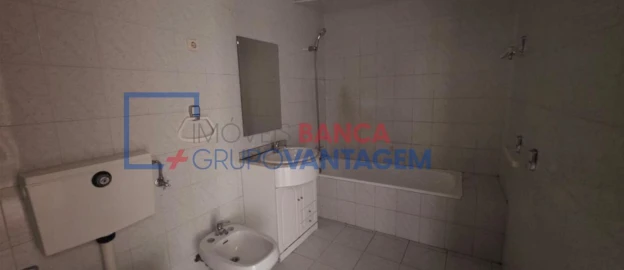 Apartamento T3 para Venda em Caldelas