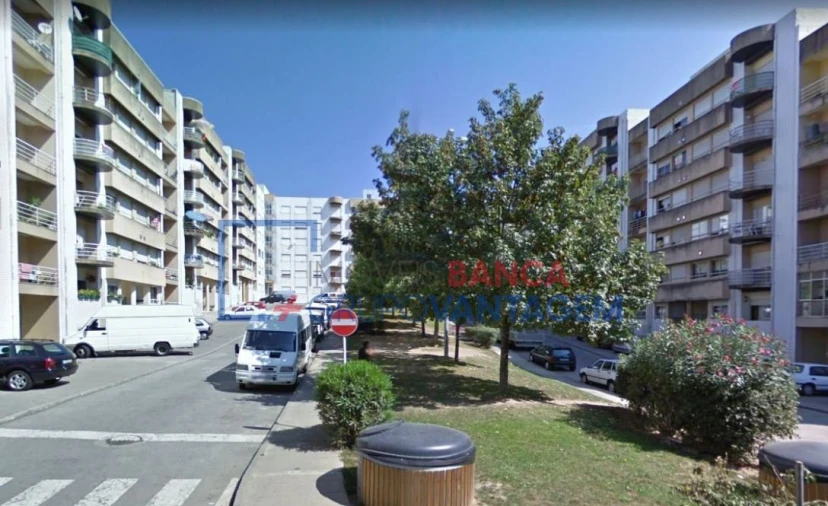Apartamento T3 para Venda em Caldelas Foto 3