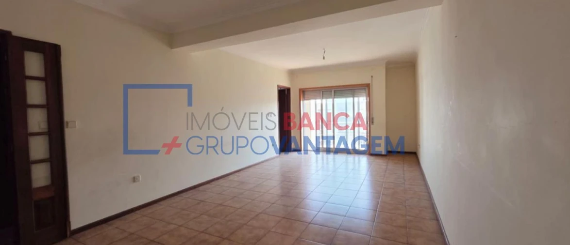 Apartamento T3 para Venda em Caldelas Foto 8