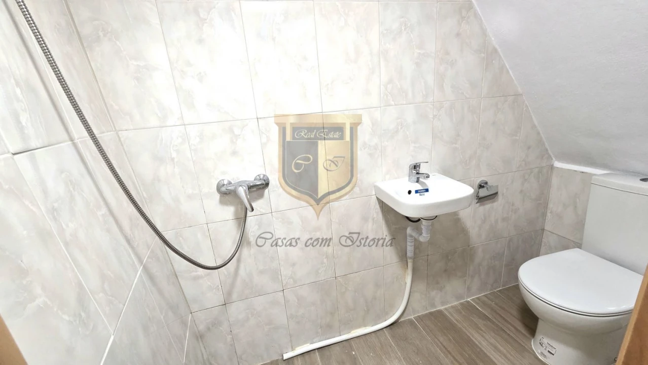 Moradia T2 para Venda em Turcifal Foto 25