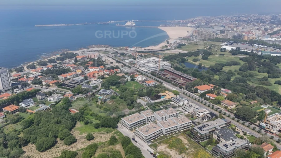 Moradia T2 para Venda em Aldoar, Foz do Douro e Nevogilde Foto 33