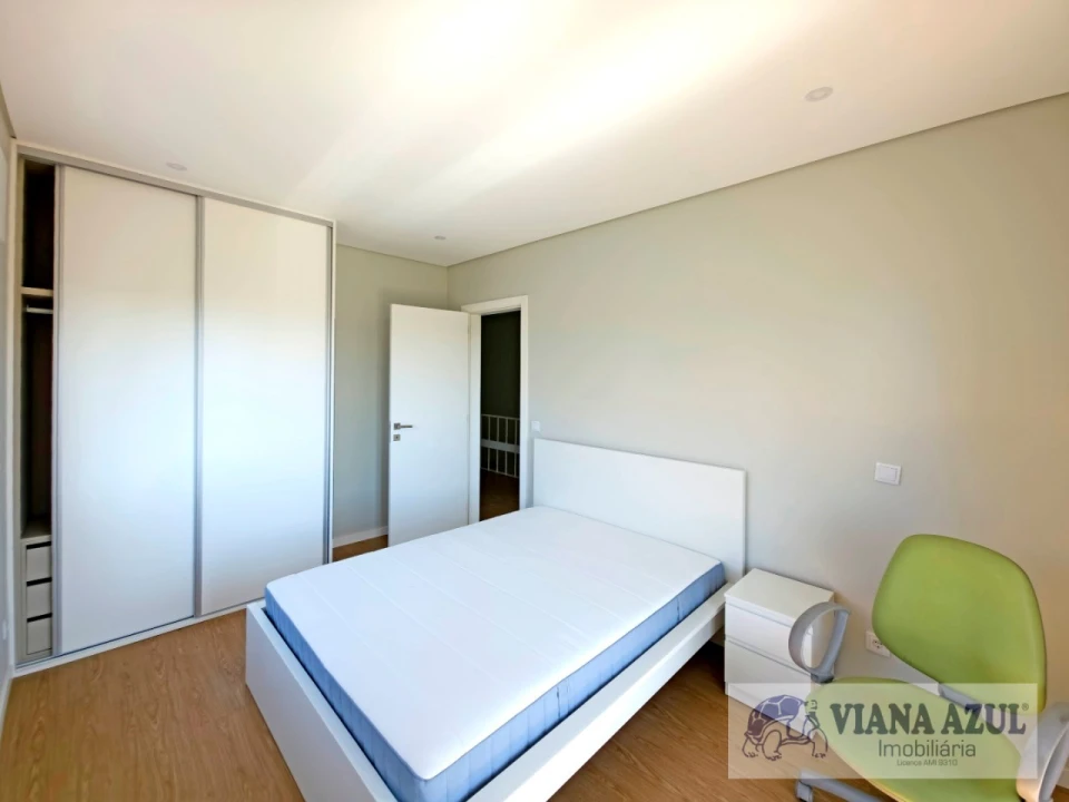 Quarto para Arrendamento em Areosa Foto 13