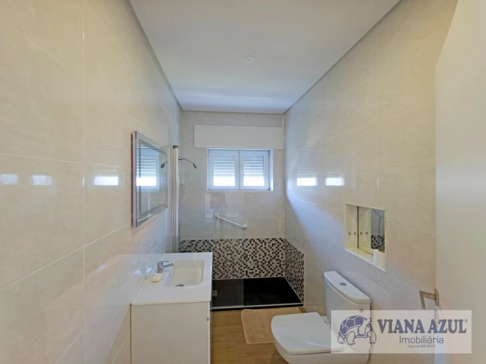 Quarto para Arrendamento em Areosa Foto 15