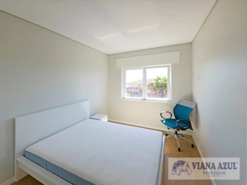 Quarto para Arrendamento em Areosa