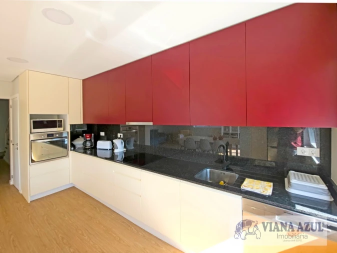 Quarto para Arrendamento em Areosa Foto 3