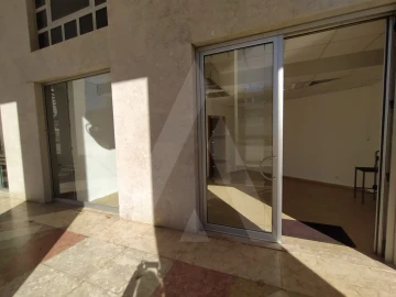 Loja para Arrendamento em Parque das Nações